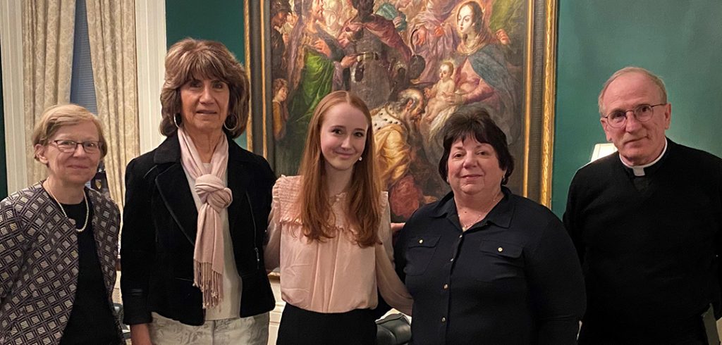 Presentation of the first McShane Student Achievement Award to Maeve Burke, FCRH ’20. Left to right: Dean Maura Mast, former board member Norma Vavolizza, Maeve Burke, Debra Caruso Marrone, Father McShane.